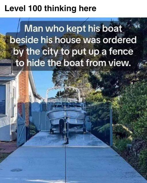 boat fence.jpg