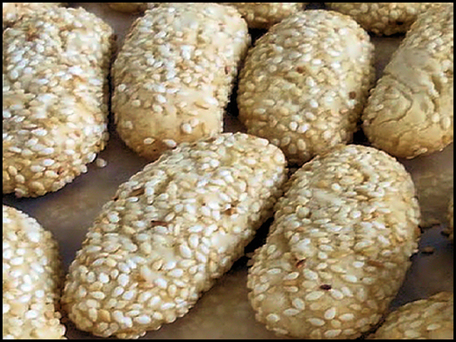 Italian Sesame Seed Cookies | TheEasyGarden - Easy, Fun, & Fulfilling ...